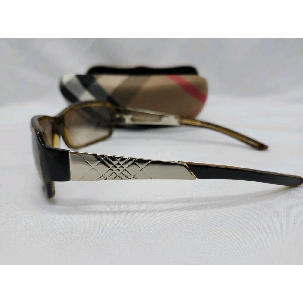 BURBERRY B8436 Sunglasses Brown Plaid And Silver With Case